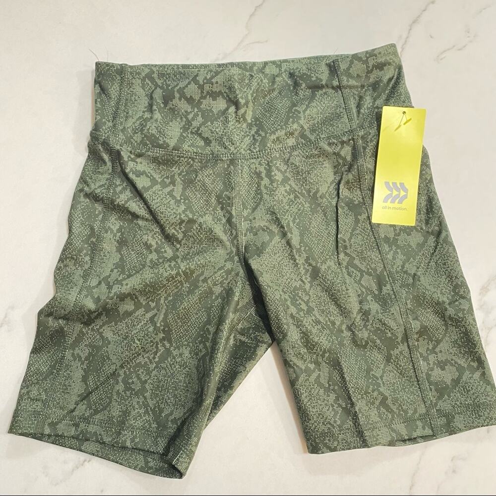 Olive snake skin Bike shorts All in Motion Target NWT S